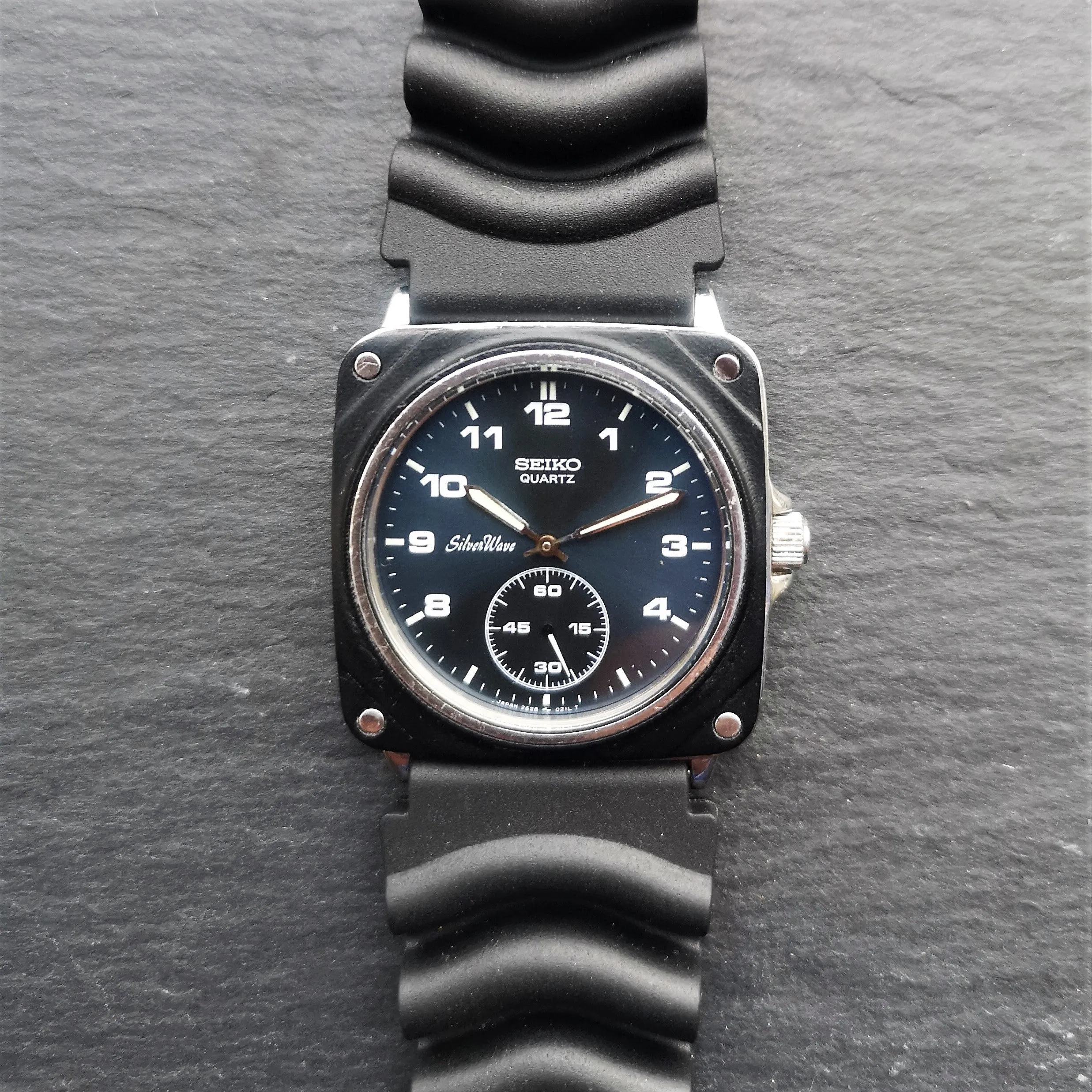 Vintage Seiko Silver Wave 2628-0040 Watch with Z22 Strap